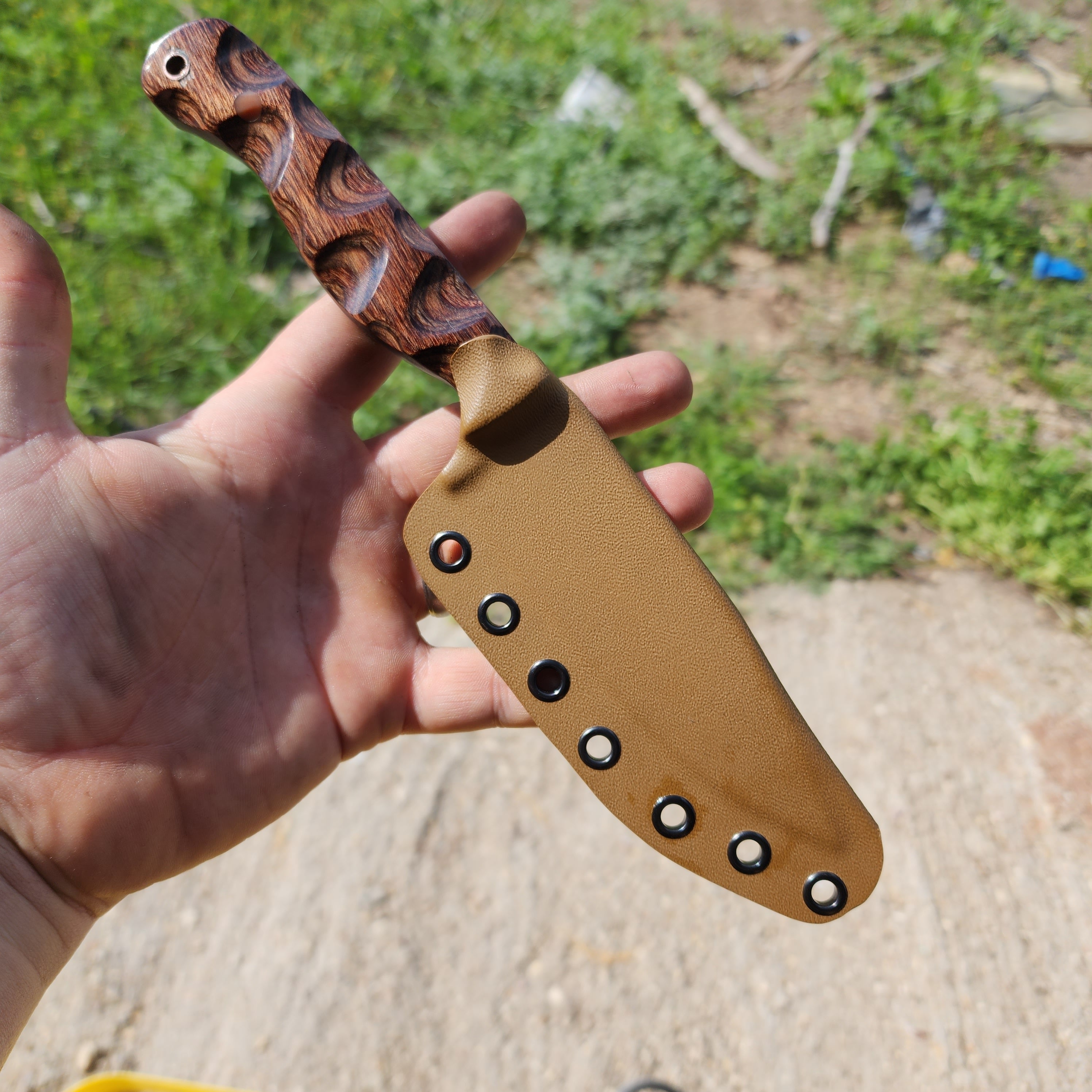 Walnut Dymalux EDC2