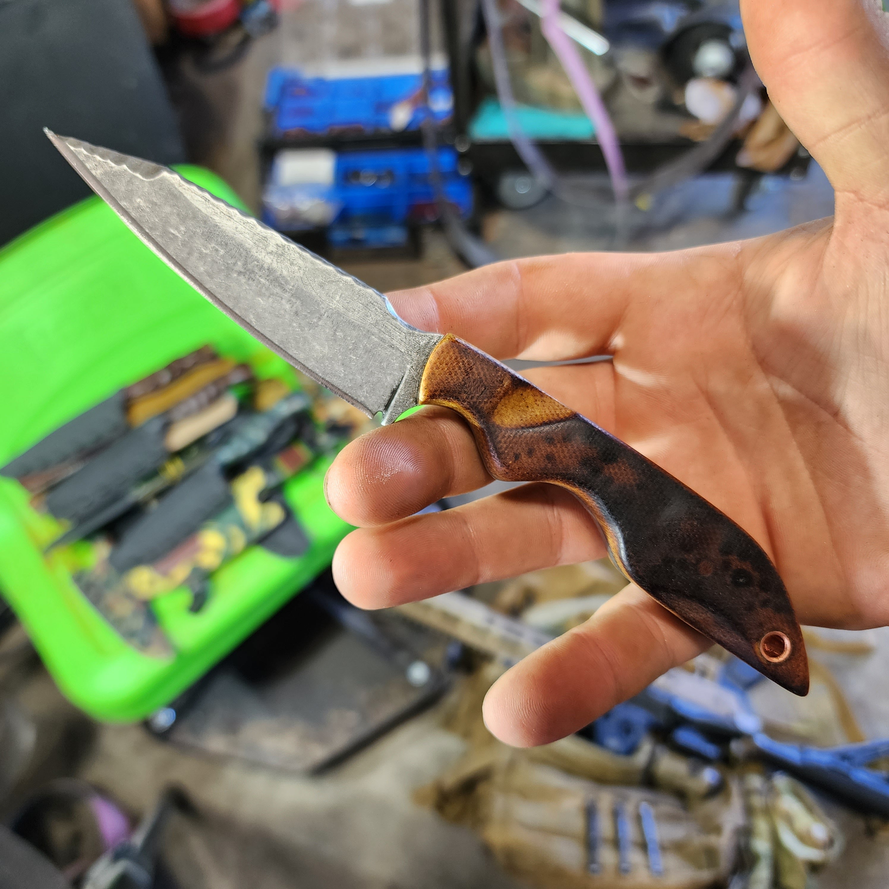 Burnt natural micarta sliver