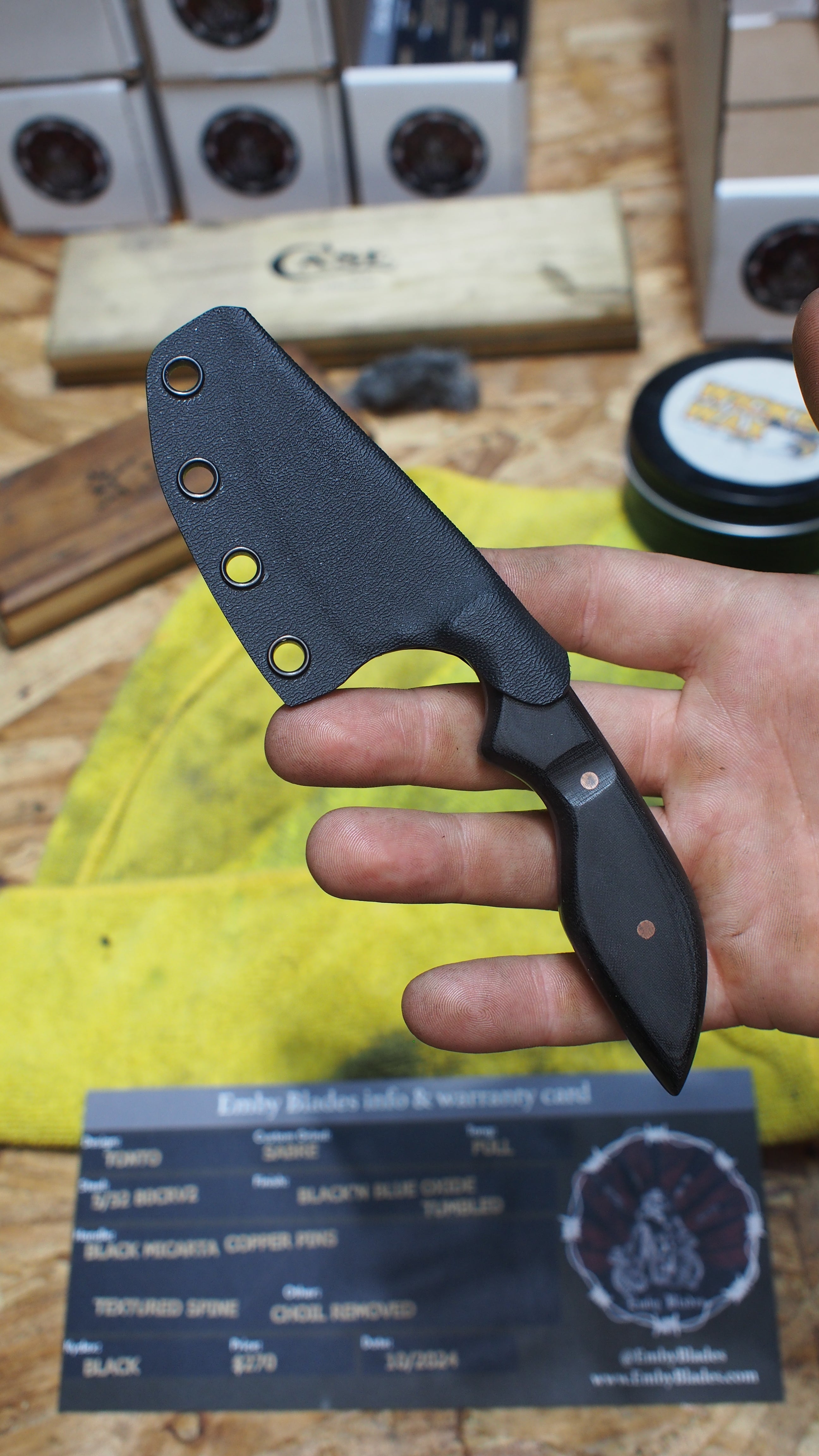 Black Micarta, Tonto
