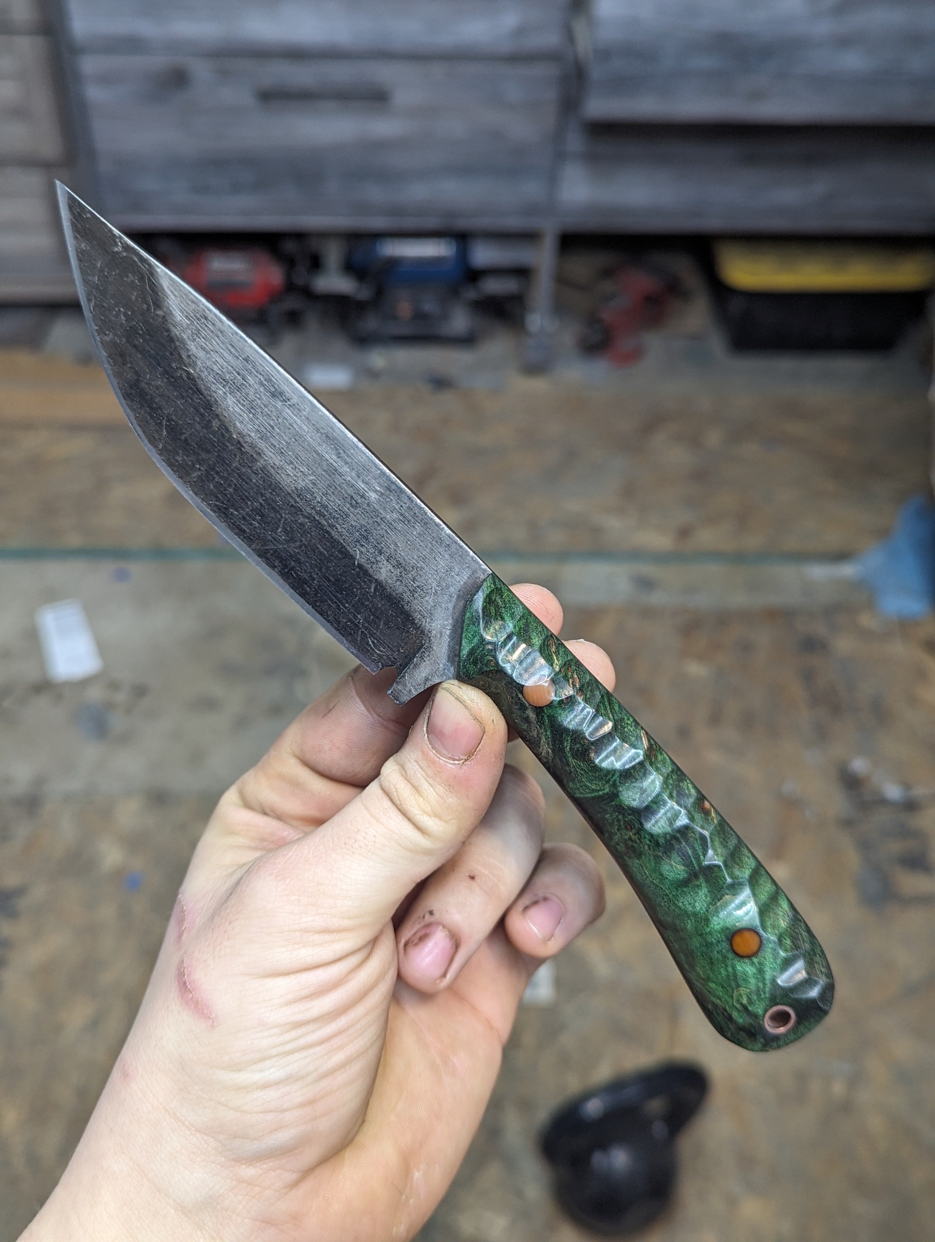 Country, Green Boxelder Burl, Micarta pins, FDE Kydex