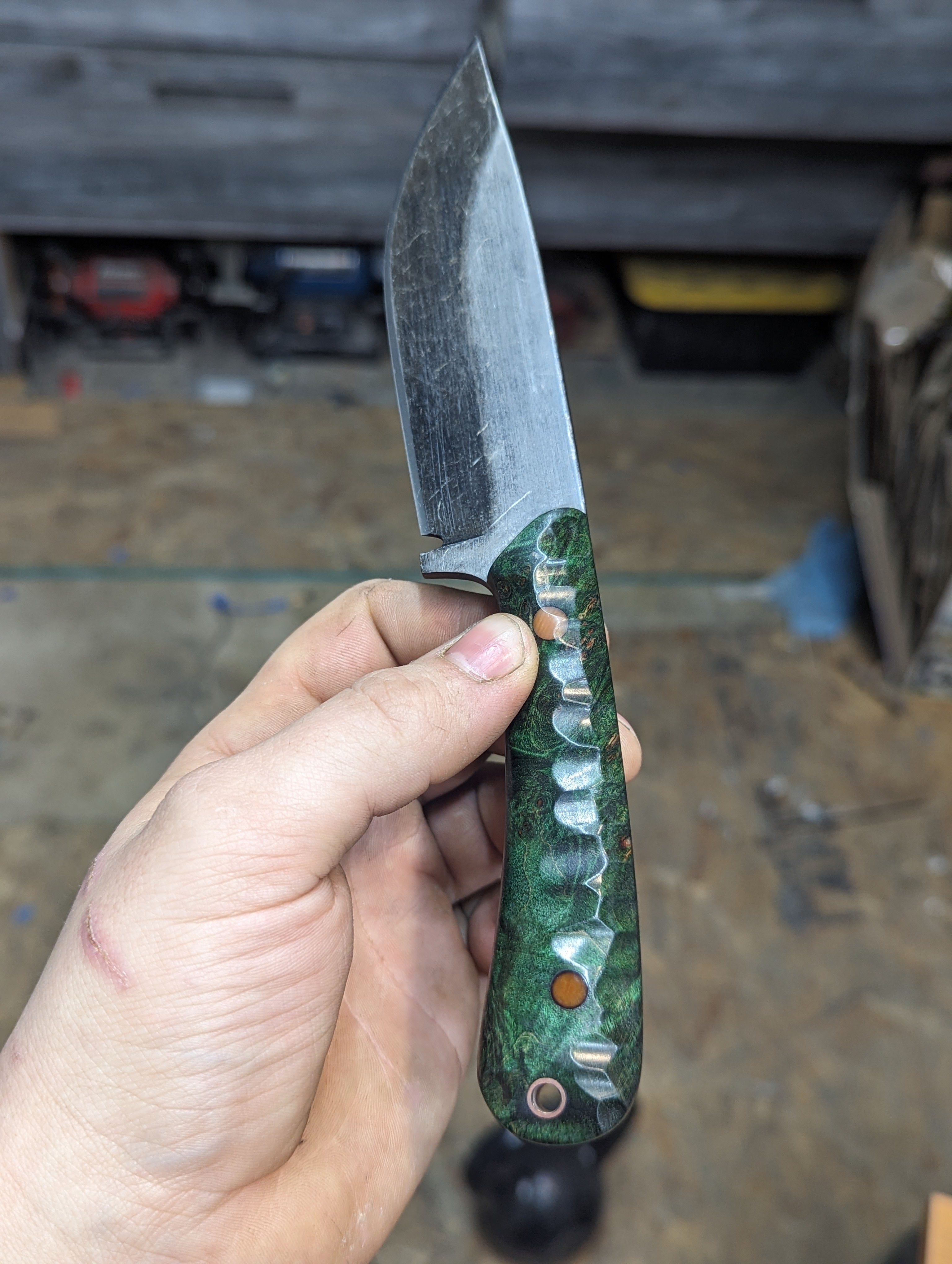 Country, Green Boxelder Burl, Micarta pins, FDE Kydex