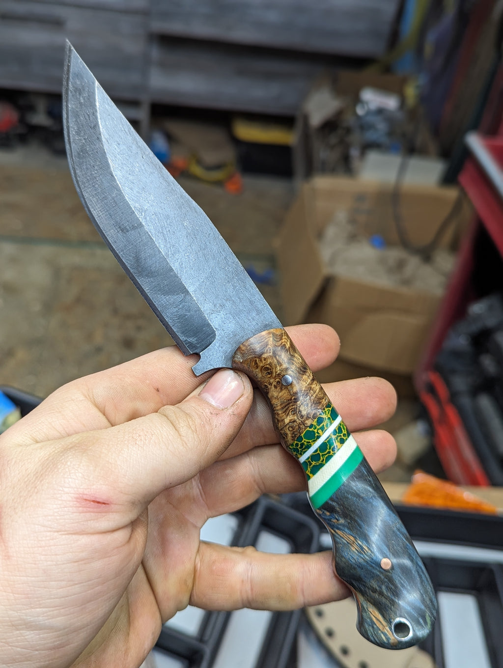 Custom Contry Custom Country – Embyblades