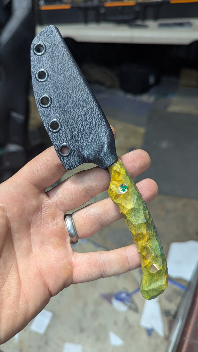 Green Burlwood Huntsman