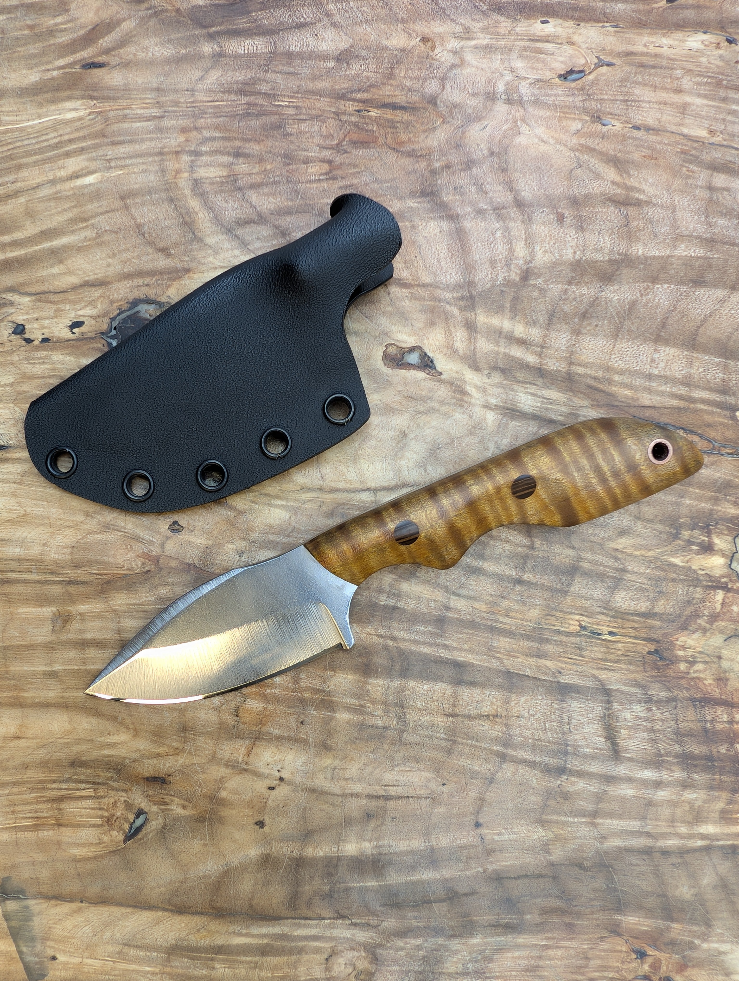 Custom Hunter Sliver, Curly Maple