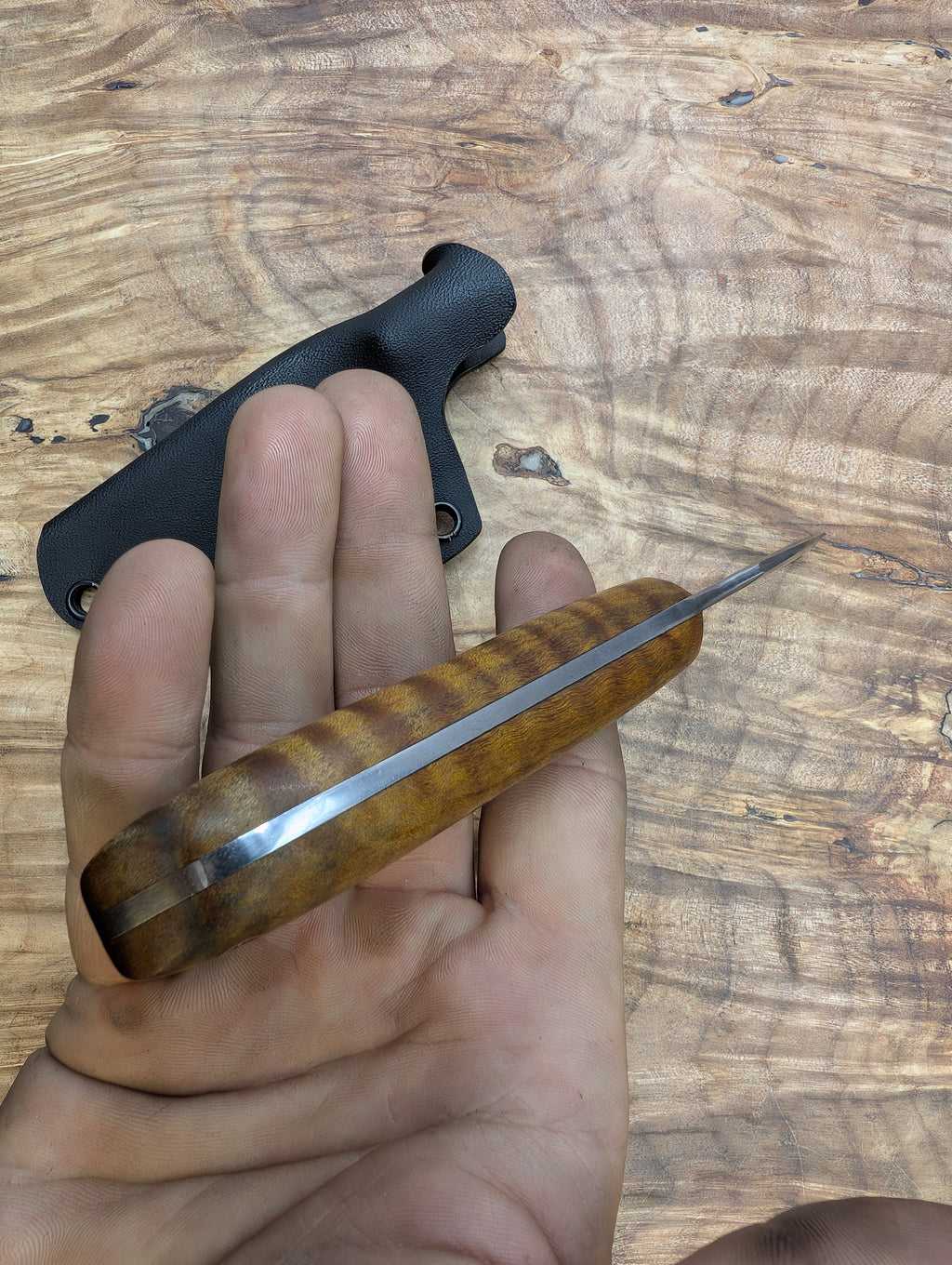 Custom Hunter Sliver, Curly Maple