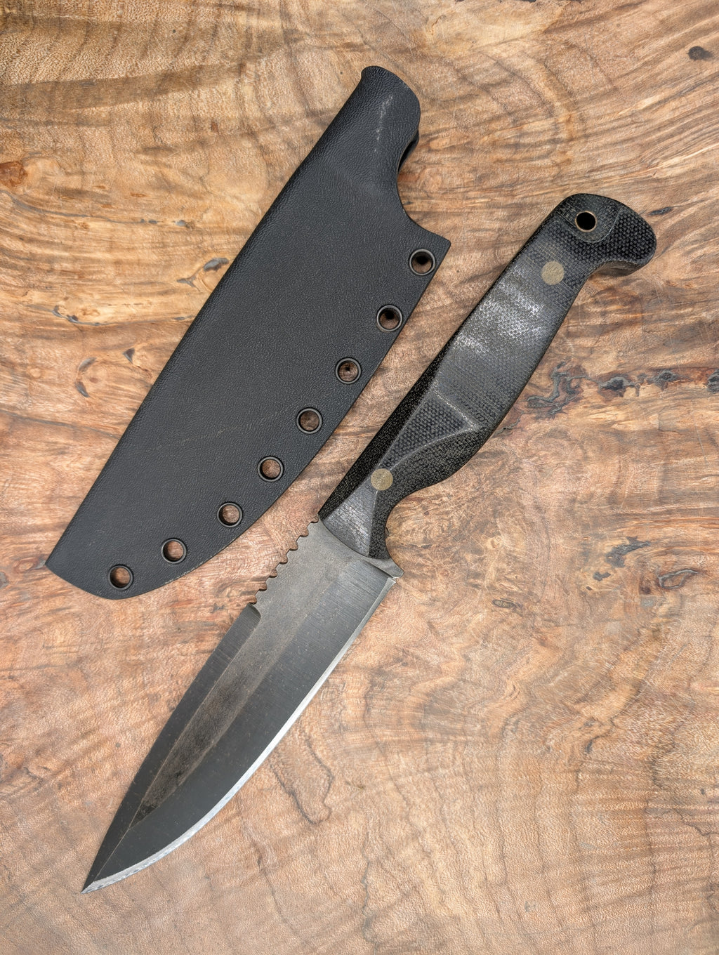 Gunfighter V2 Dark Earth Micarta