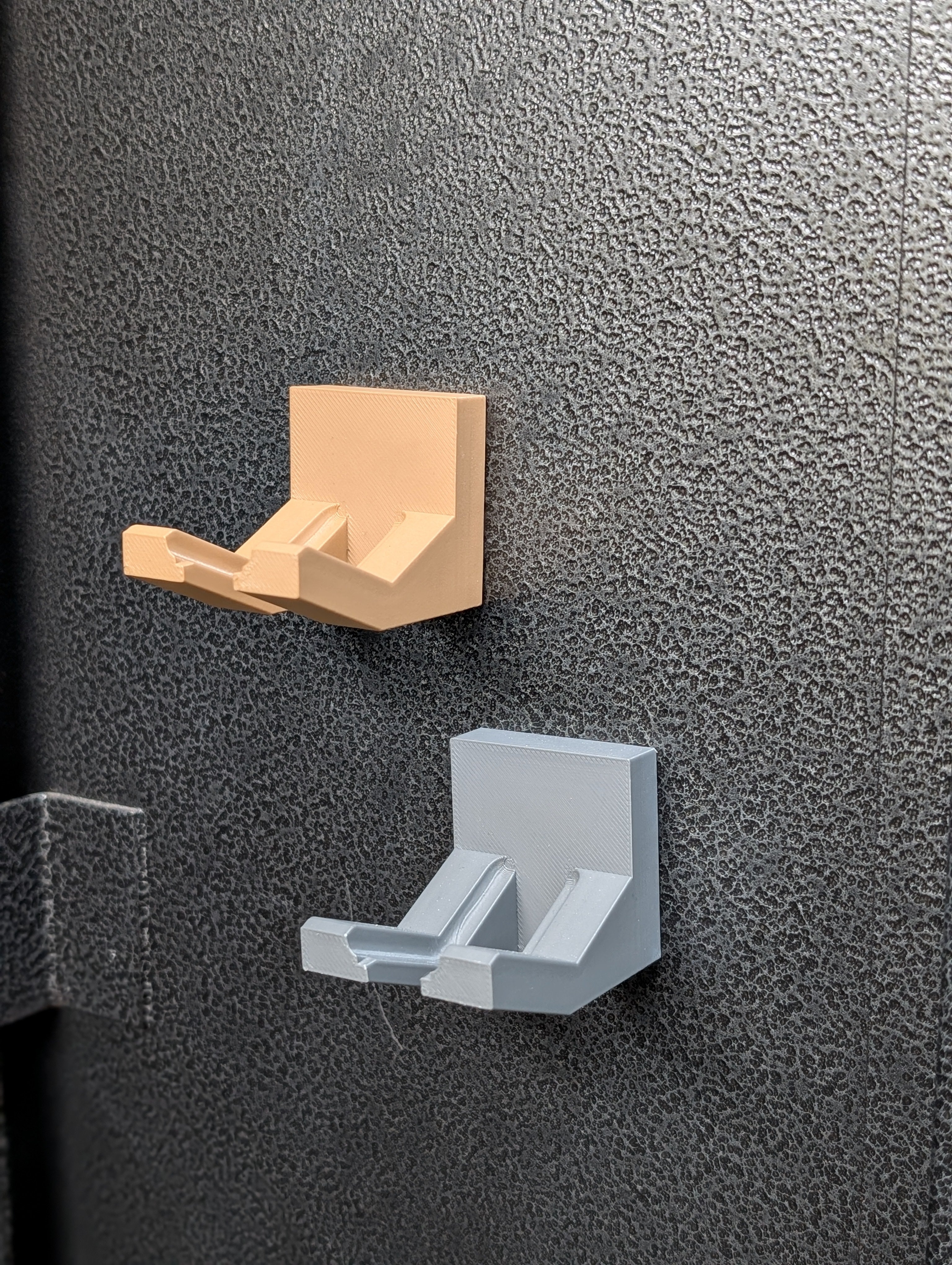 Magnetic, Fixed Blade hanger (BETA TEST)