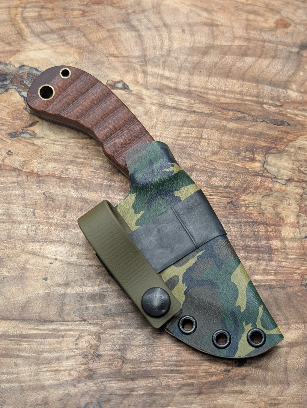 Aged Micarta Ringed Skinner