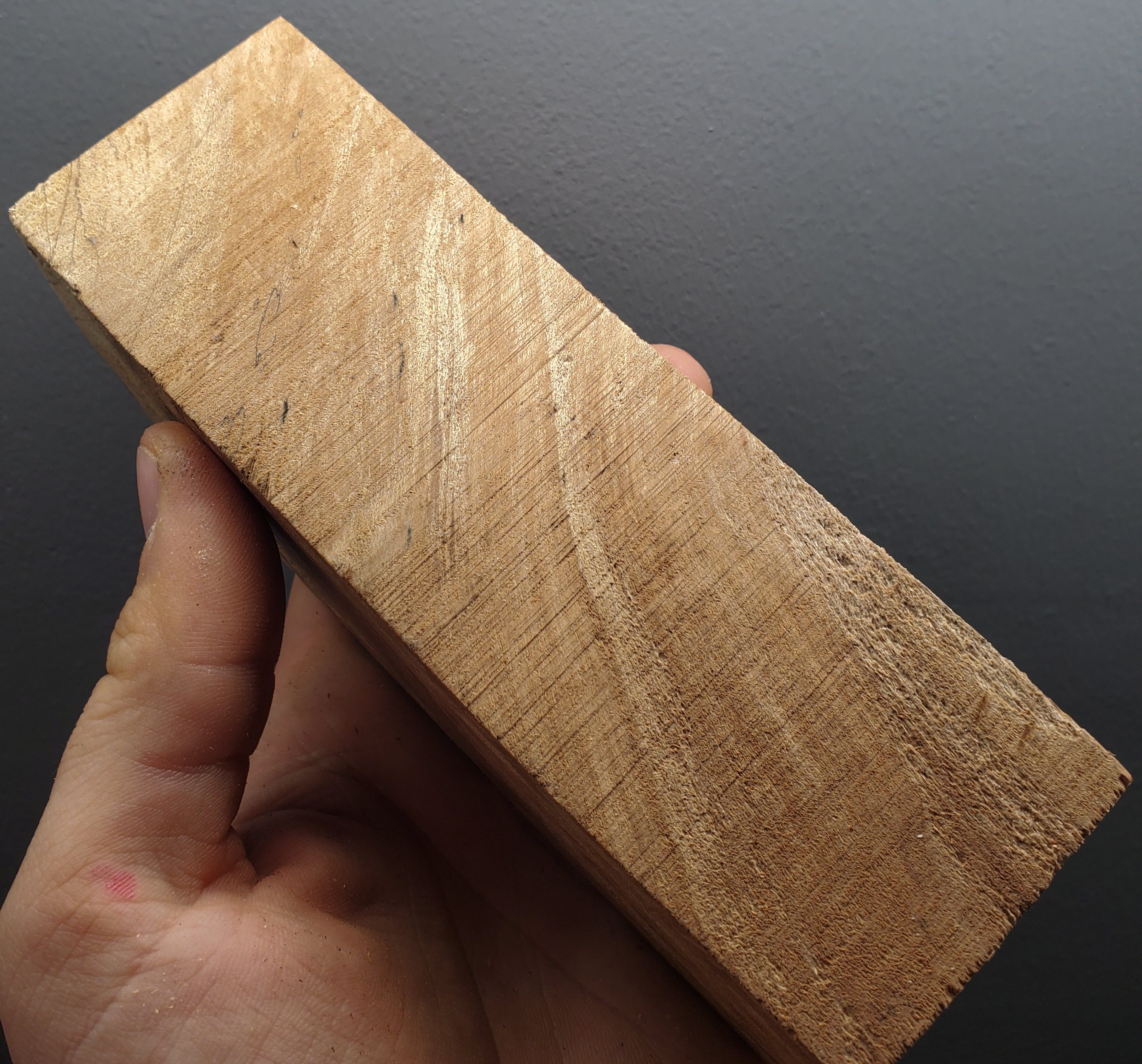 Maple wood, low figure, low spalting