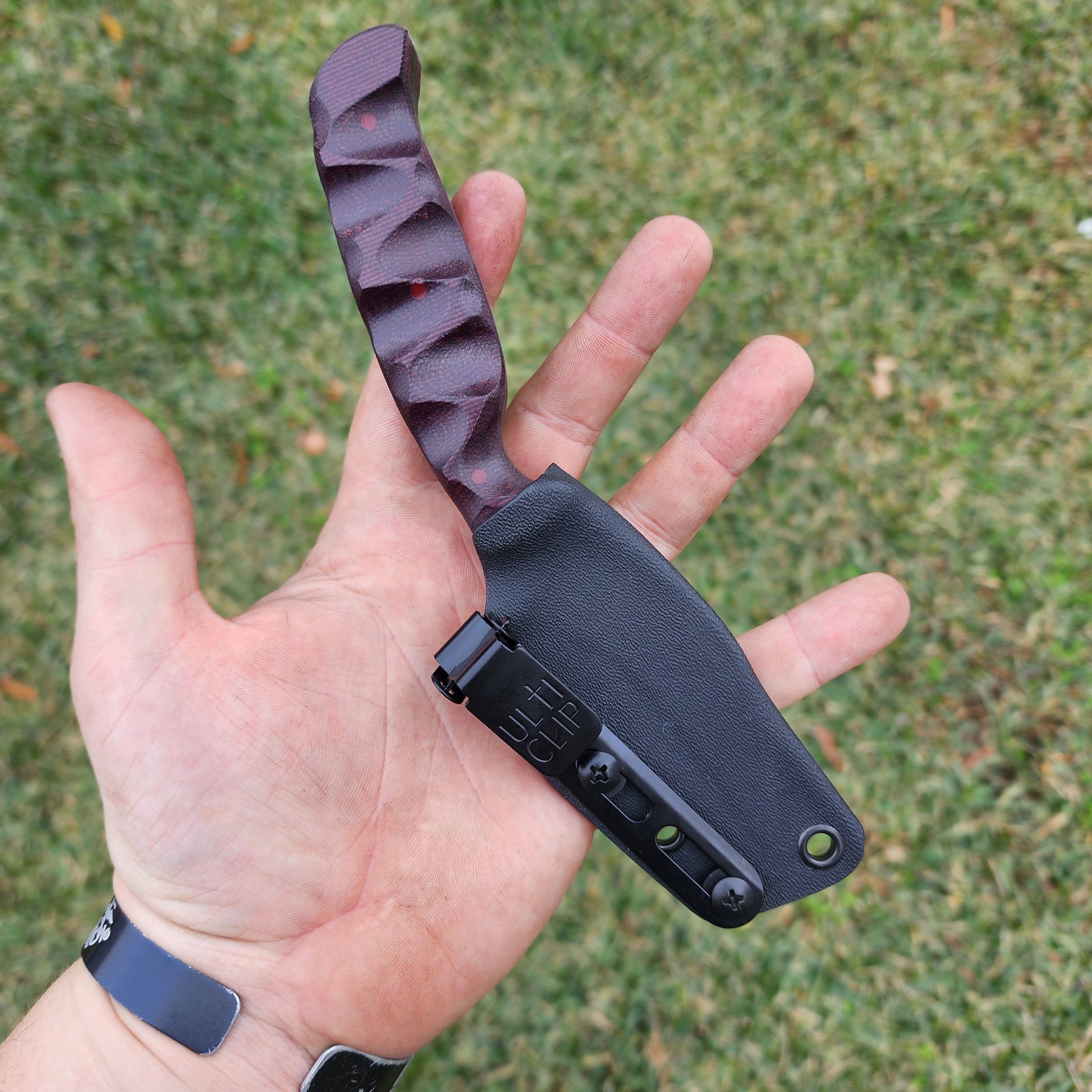 Maroon Zipper