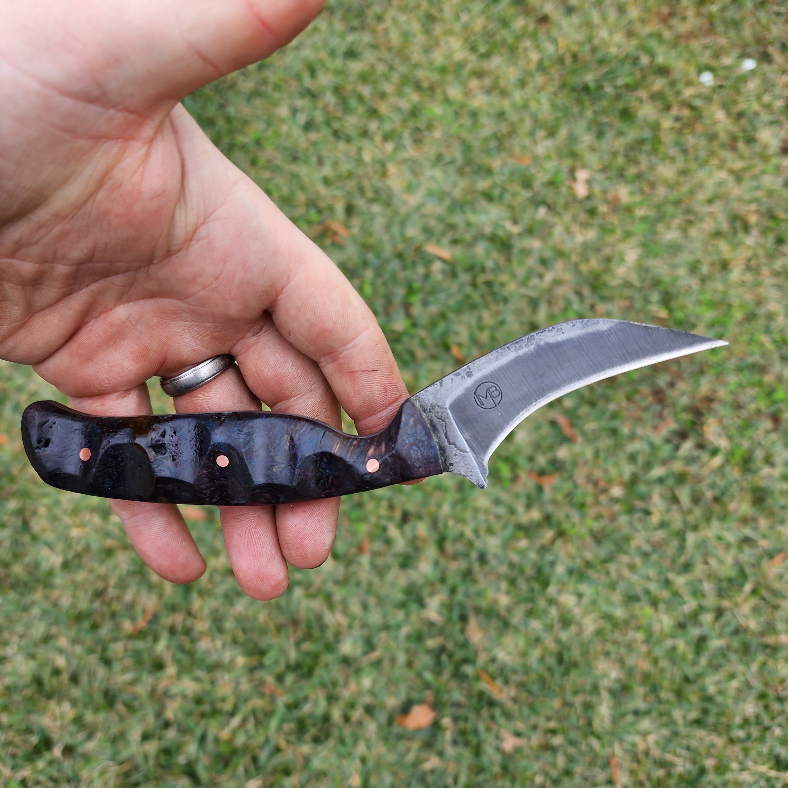 Dark nebula Zipper